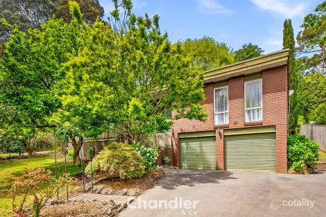 240 Emerald-Monbulk Rd, Monbulk, VIC 3793