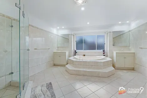 Property photo of 65 Edgewater Drive Bella Vista NSW 2153