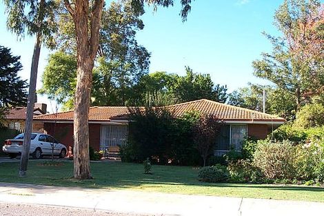 73 Mcnamara Dr, Thornlie, WA 6108