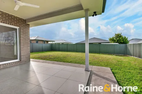 Property photo of 13 Wave Court Dubbo NSW 2830