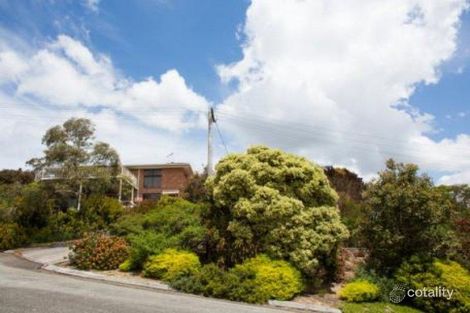 2 Hakea Ct, Collingwood Heights, WA 6330