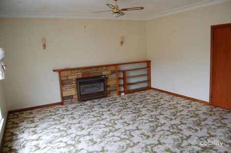 Property photo of 37 Emma Avenue Warrnambool VIC 3280