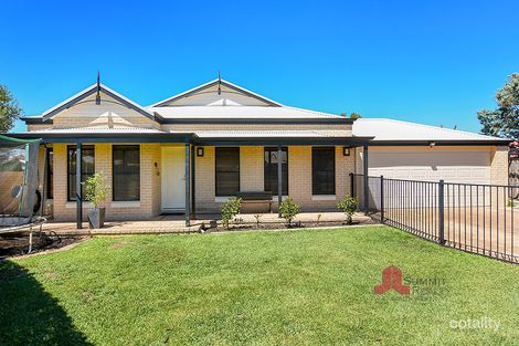 Property photo of 24 Isandra Bend Glen Iris WA 6230