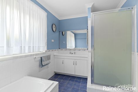 Property photo of 11 Flame Tree Court Ulladulla NSW 2539