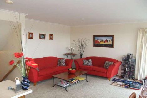 Property photo of 10 Kramer Rise Wimbledon Heights VIC 3922