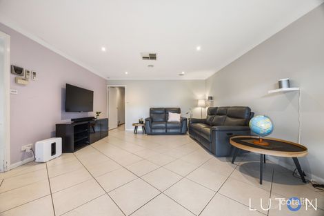 Property photo of 9 Hammill Close Calwell ACT 2905