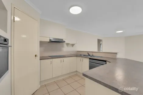 Property photo of 68 Coventry Circuit Carindale QLD 4152
