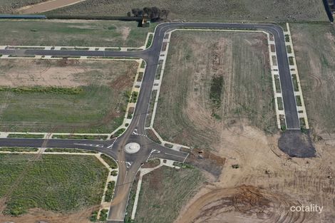 Property photo of 3 Buffalo Circuit Mount Duneed VIC 3217