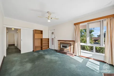 Property photo of 52 Heath Road Kalamunda WA 6076