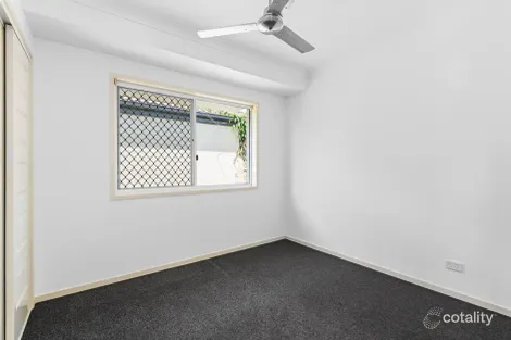 Property photo of 11 Clarence Place Sippy Downs QLD 4556