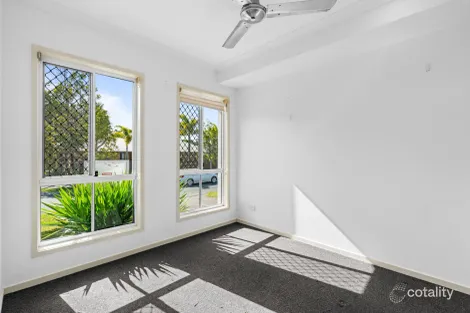 Property photo of 11 Clarence Place Sippy Downs QLD 4556