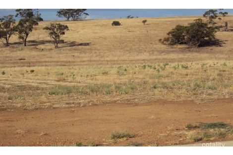 Property photo of 11 Heaton Drive Northam WA 6401