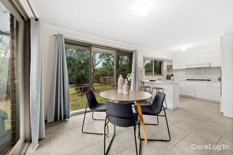 Property photo of 2 Gumbow Close Bayswater North VIC 3153