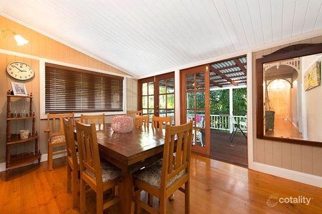 Property photo of 27 Wynnum Road Norman Park QLD 4170