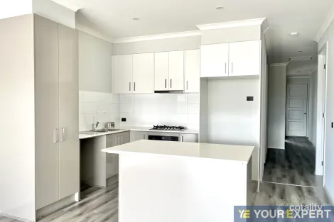 Property photo of 56 Reef Circuit Clyde VIC 3978