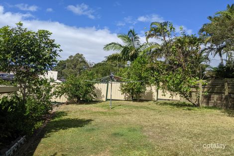 Property photo of 72 Discovery Drive Helensvale QLD 4212