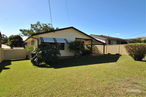 Property photo of 11 Kookaburra Avenue Lake Munmorah NSW 2259