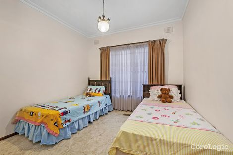 44 Manoel Ave, Reservoir, VIC 3073