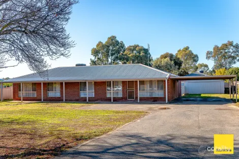 Property photo of 184 Station Street Epsom VIC 3551
