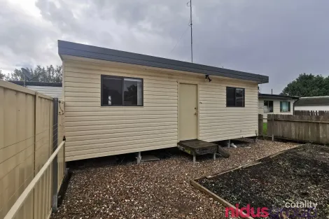 Property photo of 15 Gasmata Crescent Whalan NSW 2770