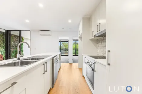 Property photo of 29/111 Canberra Avenue Griffith ACT 2603