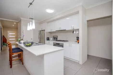 Property photo of 10 Dupain Way Aveley WA 6069