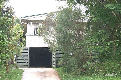 15 Aldwych St, Stafford Heights, QLD 4053