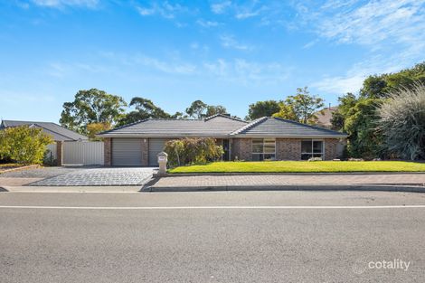 9 Brookland Valley Dr, Woodcroft, SA 5162