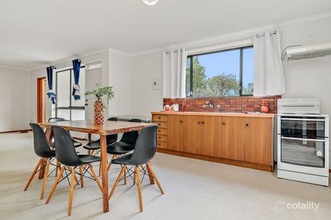 Property photo of 30 De Salis Street Weetangera ACT 2614