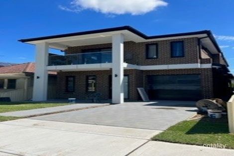 33 Bradman St, Merrylands, NSW 2160