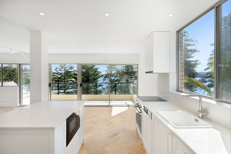 Property photo of 14/24 East Esplanade Manly NSW 2095