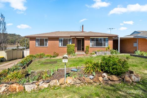 Property photo of 21 Monk Place Karabar NSW 2620