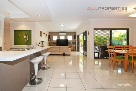 Property photo of 17 Uluru Place Forest Lake QLD 4078