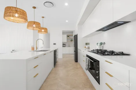 Property photo of 5 Midyim Court Banksia Beach QLD 4507