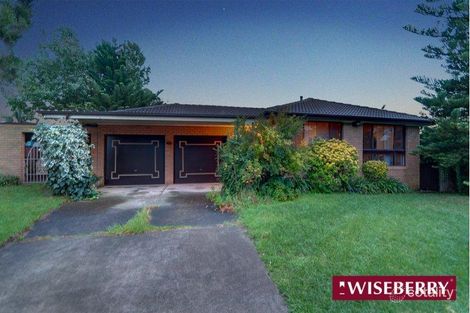 9 Hagen Pl, Glenfield, NSW 2167