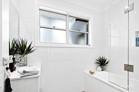 Property photo of 19 Robertson Street Port Kembla NSW 2505