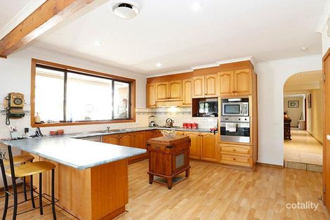 Property photo of 93 Burrowye Crescent Keilor VIC 3036