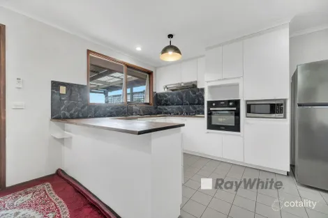 Property photo of 5 Basil Close Hallam VIC 3803