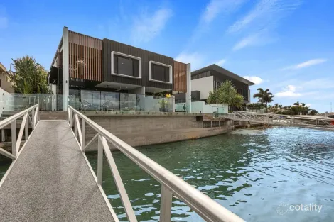 Property photo of 2/31 Neerim Drive Mooloolaba QLD 4557
