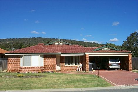 10 Bolger Gdns, Kelmscott, WA 6111