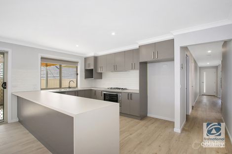 Property photo of 6 Grieve Way Wodonga VIC 3690