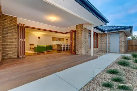 Property photo of 90 Beachview Parade Point Cook VIC 3030
