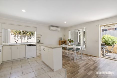 Property photo of 11 Willowbank Place Cranbourne East VIC 3977