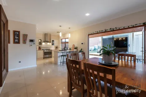 Property photo of 40 Manchester Circuit Craigmore SA 5114