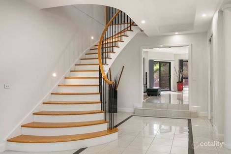 Property photo of 4 Hart Place Taylors Lakes VIC 3038