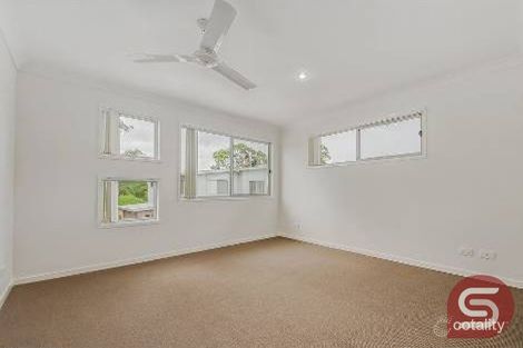Property photo of 1/20 Robert Street Loganlea QLD 4131