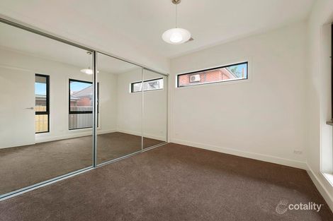 Property photo of 2/4 Davis Street Doncaster VIC 3108