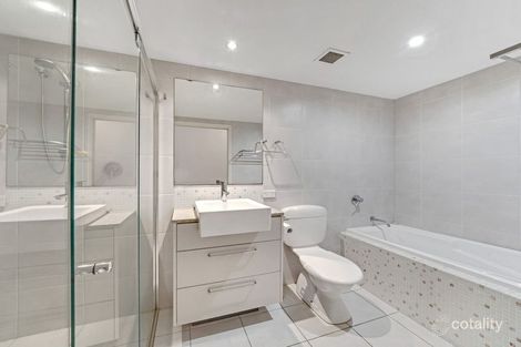 Property photo of 2306/12-14 Executive Drive Burleigh Waters QLD 4220