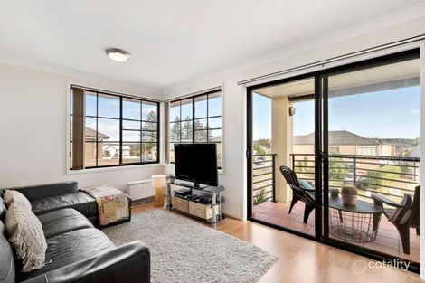 Property photo of 79 Geraldton Drive Redhead NSW 2290