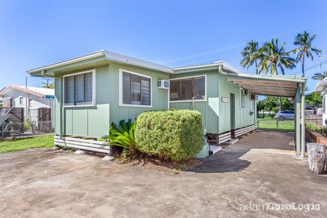 Property photo of 13 Meadow Street Keppel Sands QLD 4702